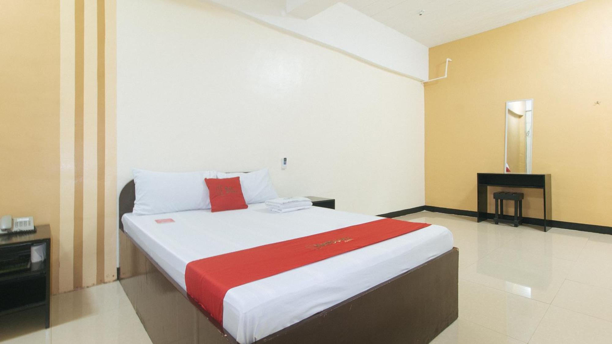 Reddoorz Near Sm City Muntinlupa San Pedro  Ngoại thất bức ảnh