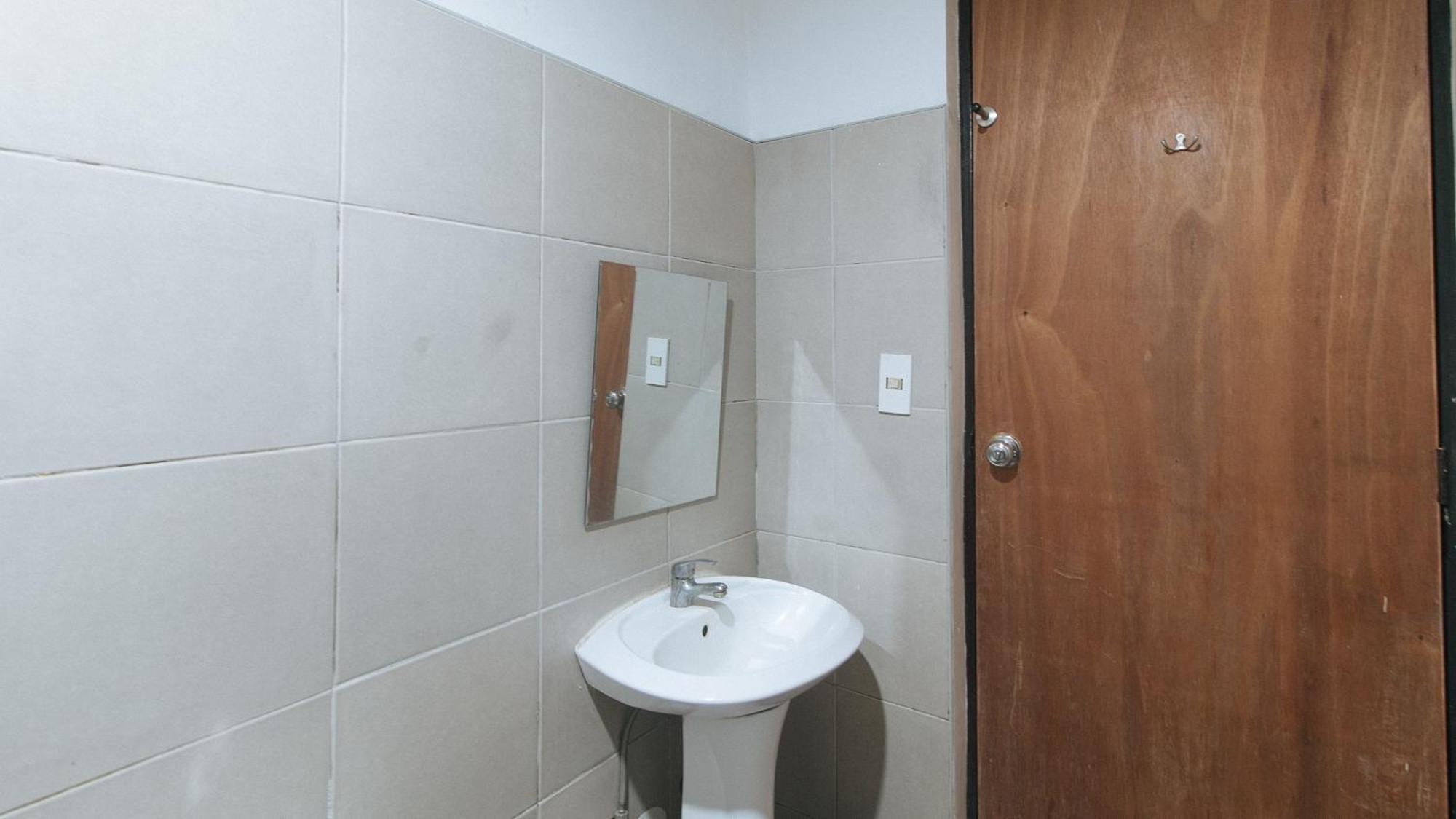 Reddoorz Near Sm City Muntinlupa San Pedro  Ngoại thất bức ảnh